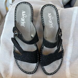 Alegria Women's Black Sandals size38